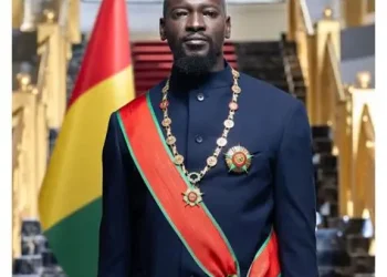 Guinée : Mamadi Doumbouya crée deux nouvelles régions administratives et onze préfectures